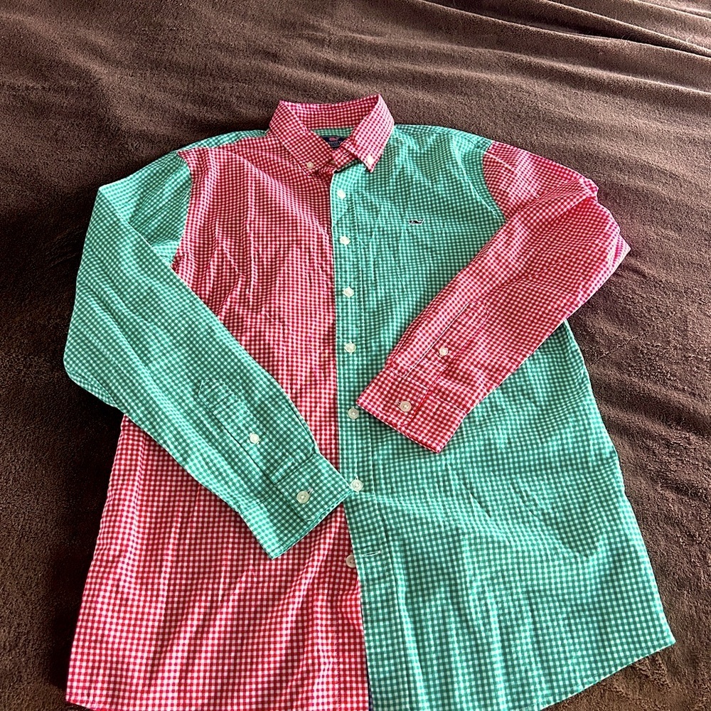 Boys Vineyard Vines multi-color button down LS shirt